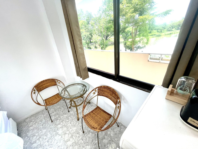 Others 5, JV Place, Muang Maha Sarakam