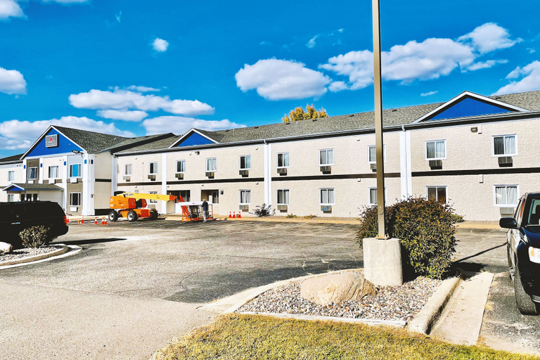 Exterior & Views 2, Coratel Inn & Suites By Jasper Northfield, Rice