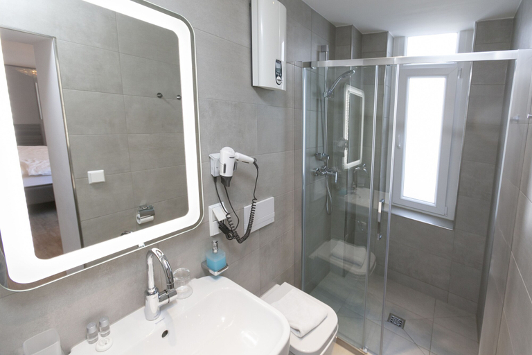 Bathroom 4, Hotel Prinz Anton, Düsseldorf