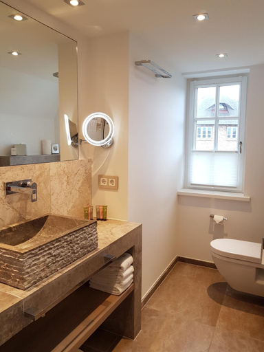 Bathroom 5, Hotel Duene, Nordfriesland