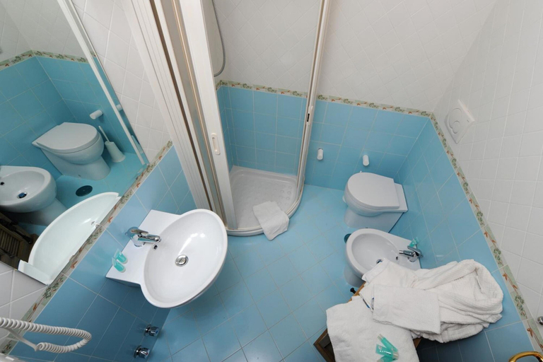 Bathroom 5, Maison Liparlati Positano, Salerno