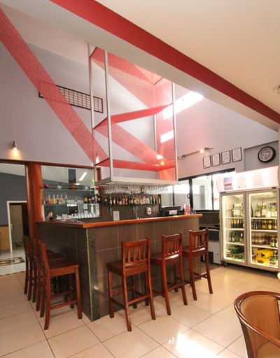 Food & Drinks 5, Ayr Travellers Motel, Burdekin