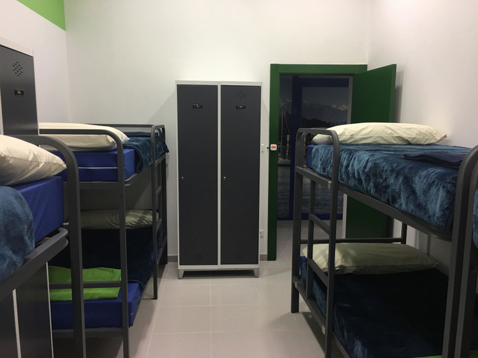 Bedroom 3, Hostel de las Facultades, Cantabria
