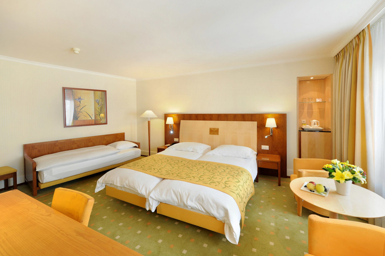 Bedroom 3, De la Paix, Lausanne