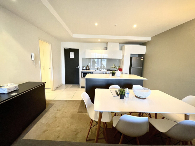 Others 5, ReadySet Apartments on Spencer, Melbourne