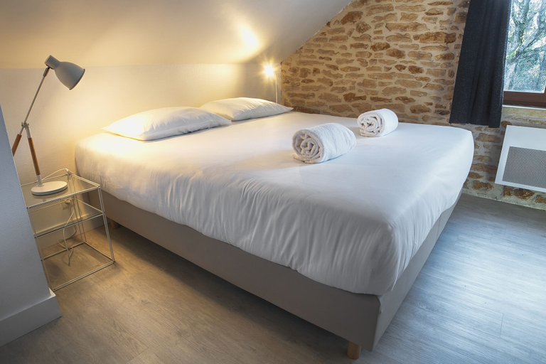 Bedroom 4, Gîtes La Source, Dordogne