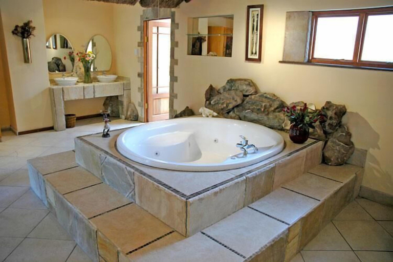Bathroom 4, French Lodge International, Eden