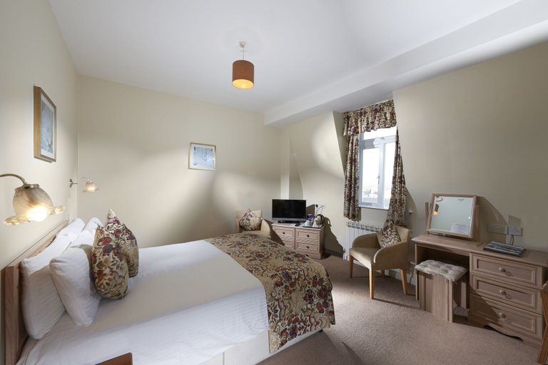 Bedroom 3, Les Rocquettes Hotel