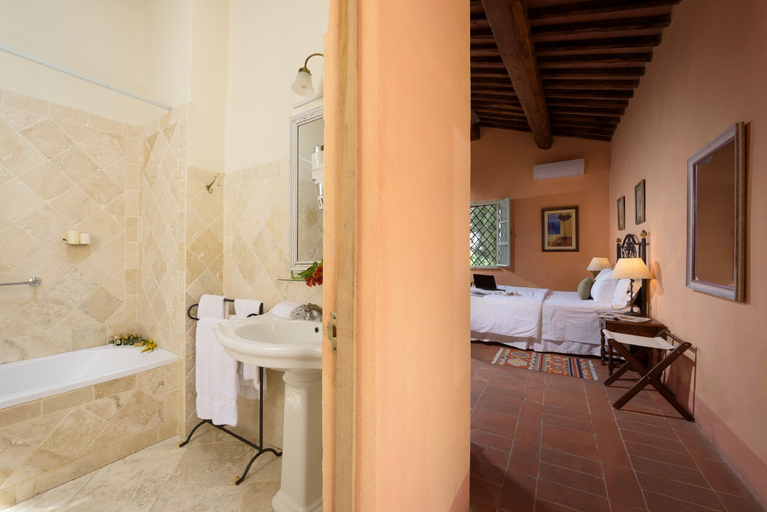 Bathroom 4, Laticastelli Country Relais, Siena