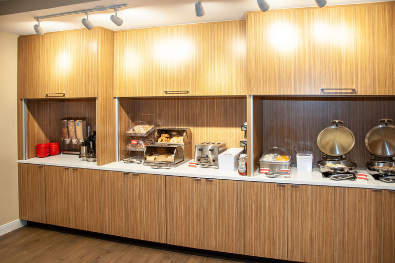Food & Drinks 4, TownePlace Suites by Marriott Mobile Saraland, Mobile