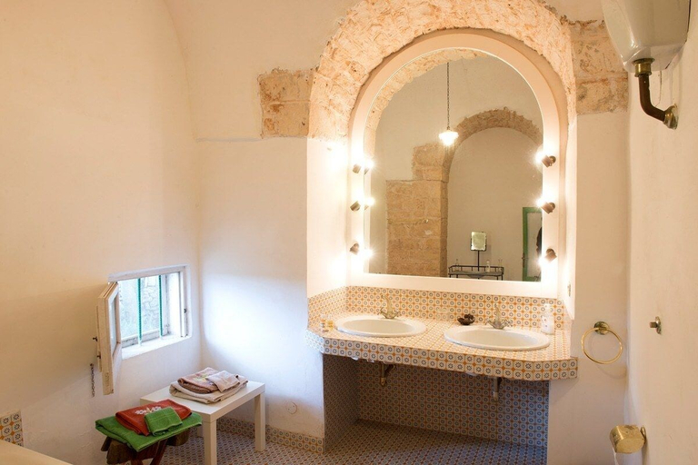 Bathroom, Masseria Murgia Albanese, Bari