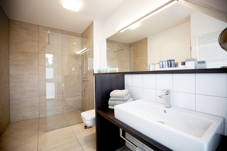 Bathroom 5, Boardinghouse by M&K, Minden-Lübbecke