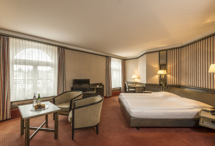 Bedroom 2, Hotel Monopol, Luzern