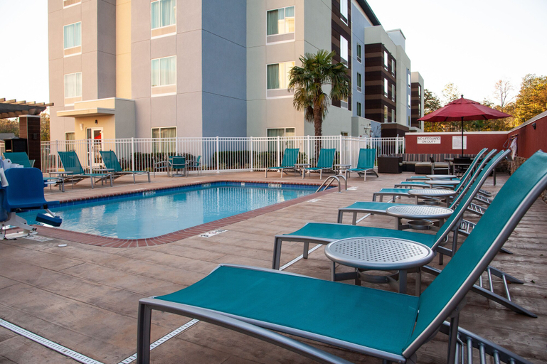 Sport & Beauty 5, TownePlace Suites by Marriott Mobile Saraland, Mobile