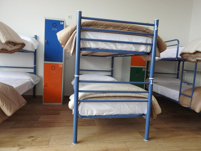 Bedroom 3, Albergue Buen Camino Tui, Pontevedra