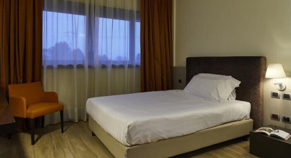 Bedroom 2, Rmh Modena Des Arts, Modena
