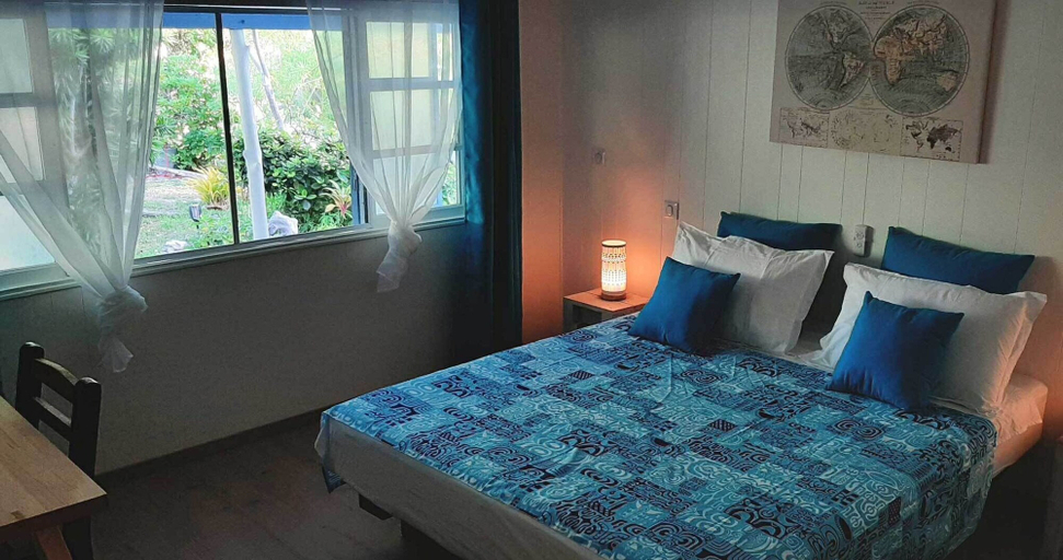 Bedroom 4, Moana Breeze Eco Lodge
