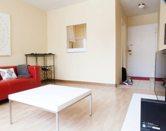 Others 4, Cozy 1BR Rosslyn Apt with a View, Arlington