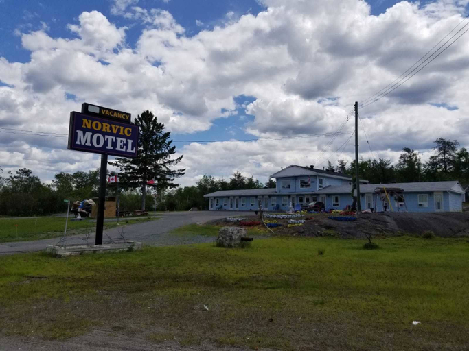 Exterior & Views 2, Norvic Motel, Greater Sudbury