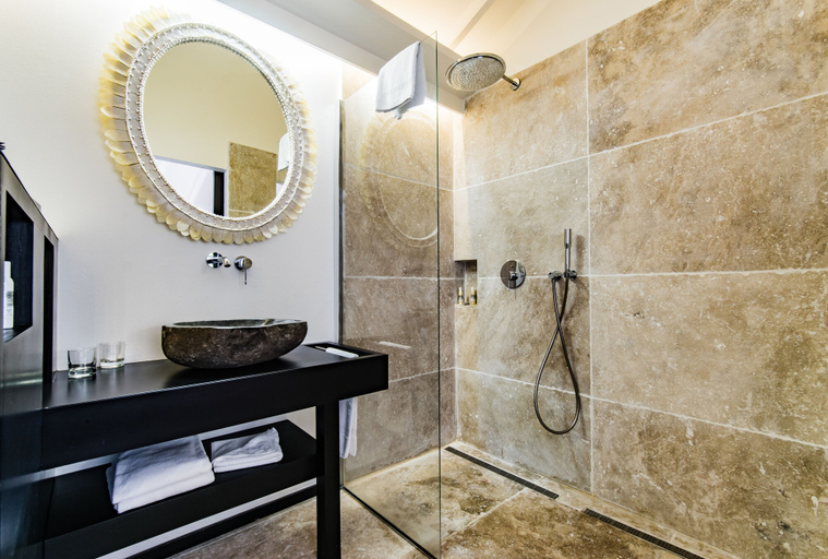 Bathroom, La Toubana Hôtel & Spa, Sainte-Anne