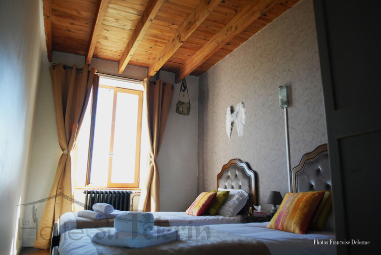 Bedroom 4, La Halte du Pelerin Chambres d'hôtes, Loire