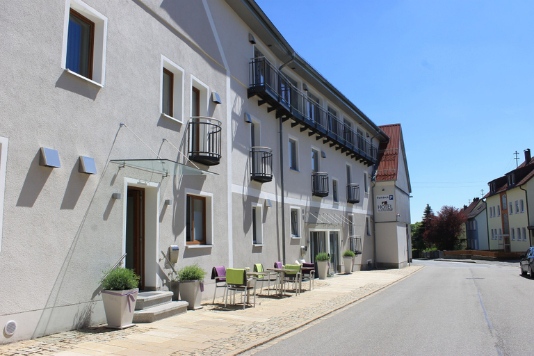 Exterior & Views 2, Hotel Number One, Neustadt an der Waldnaab