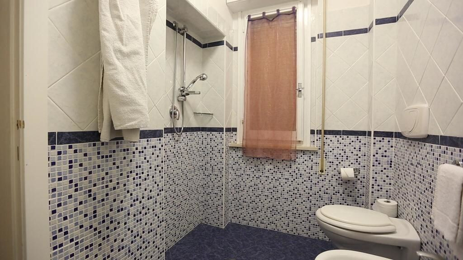 Bathroom, Hotel Nascente, Rimini