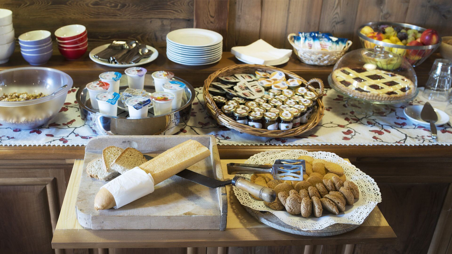 Food & Drinks 5, Dresalwoald, Aosta