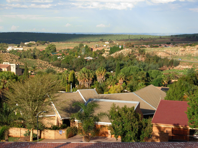 Others 5, Magaliqua Guest House, West Rand