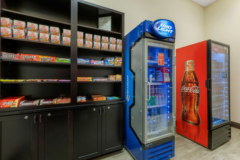 Food & Drinks 5, Best Western Plus North Platte Inn & Suites, Lincoln