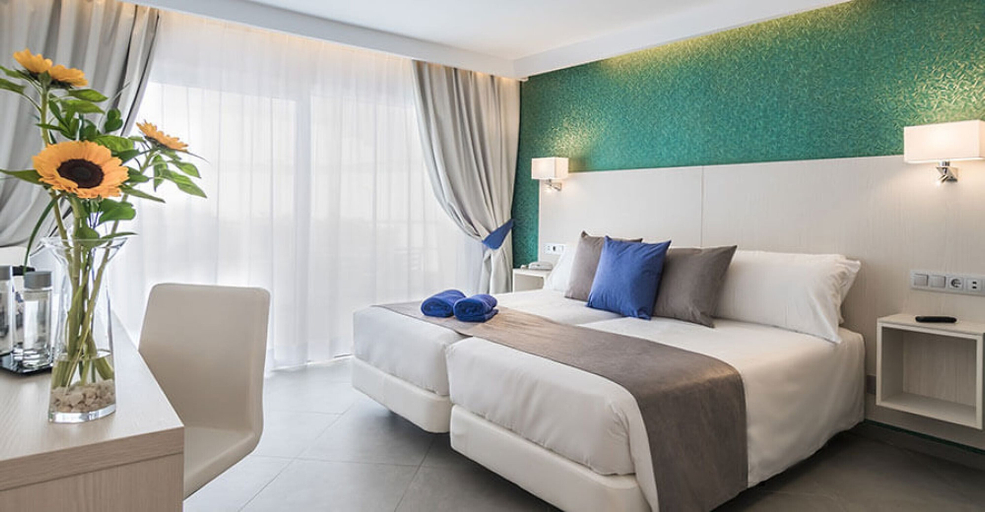 Bedroom 4, Aparthotel Esquinzo Y Monte Del Mar, Las Palmas