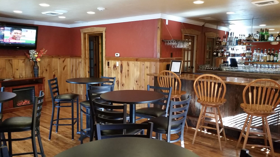 Food & Drinks 5, The Lodges at Gettysburg, Adams