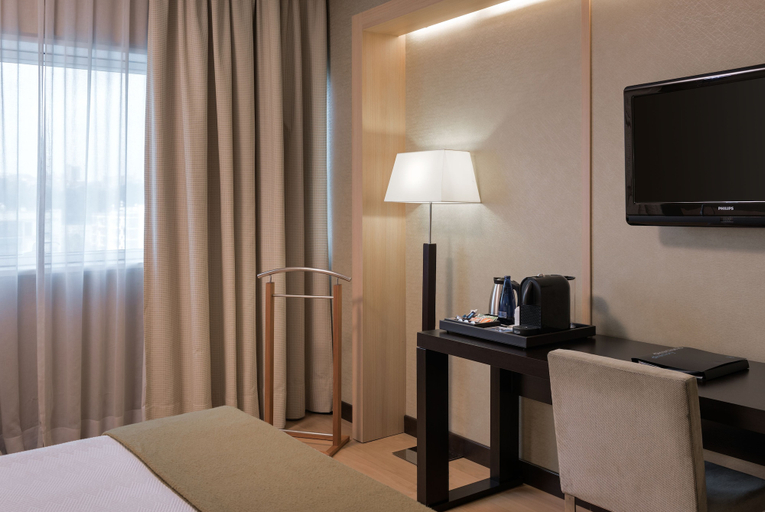Bedroom 3, NH Madrid Ribera del Manzanares, Madrid