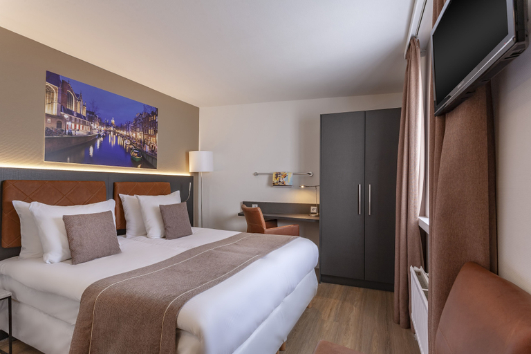 Bedroom 3, Hotel Avenue, Amsterdam