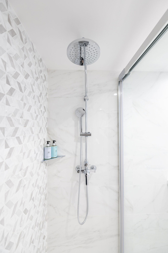 Bathroom 4, Hesperia Barri Gòtic, Barcelona