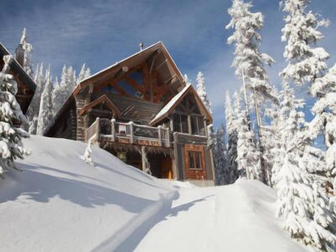Exterior & Views, Kowal Ski Cabin by Apex Accommodations, Okanagan-Similkameen
