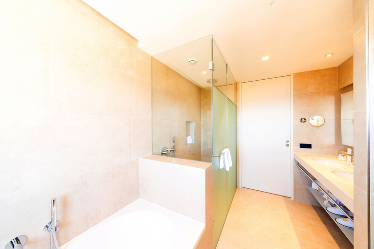 Bathroom 4, GPRO Valparaiso Palace & Spa, Baleares