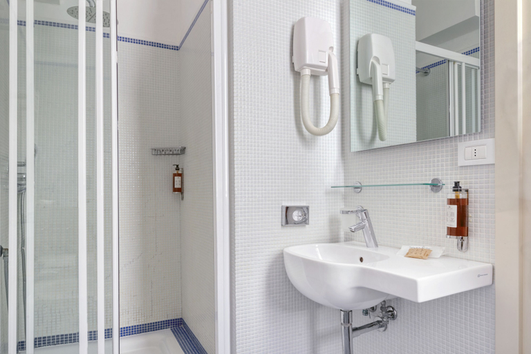 Bathroom 4, Hotel Al Nuovo Teson, Venezia