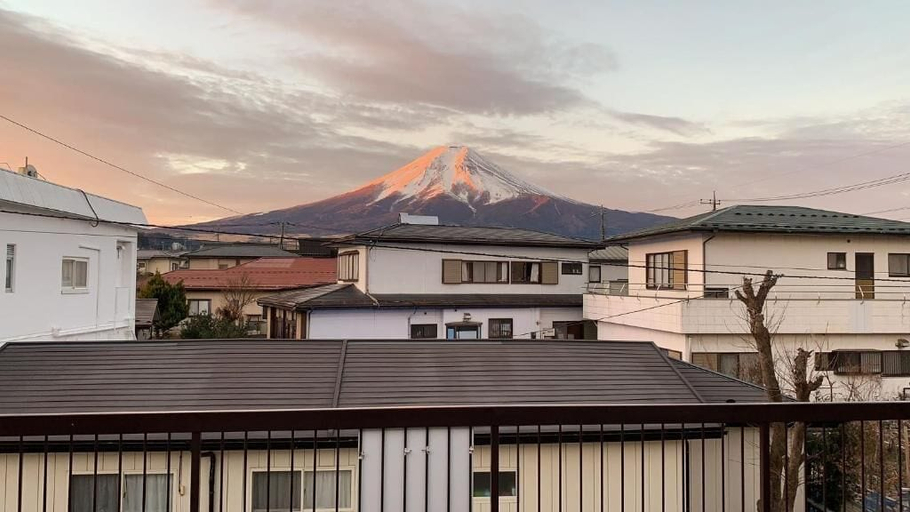 Exterior & Views 2, Guest House en, Fujiyoshida
