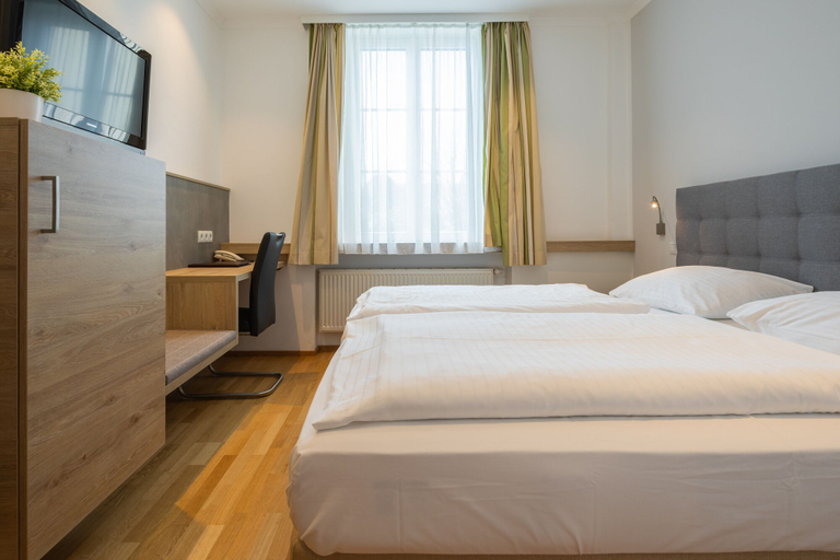 Bedroom 3, Hotel Unter den Linden, Krems an der Donau Stadt