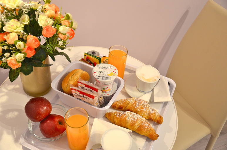 Food & Drinks 5, Florence Stadium B&B, Florence