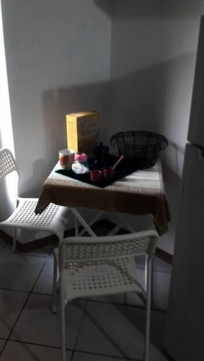 Room 2, La corte del lungarno, Florence
