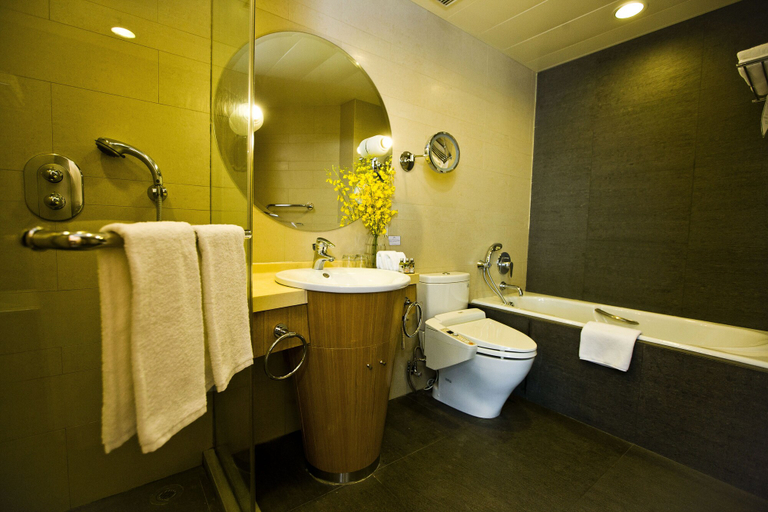 Bathroom 5, Somerset International Building Tianjin, Tianjin