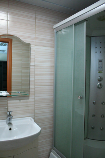 Bathroom 4, Divs Hotel, Ekaterinburg gorsovet