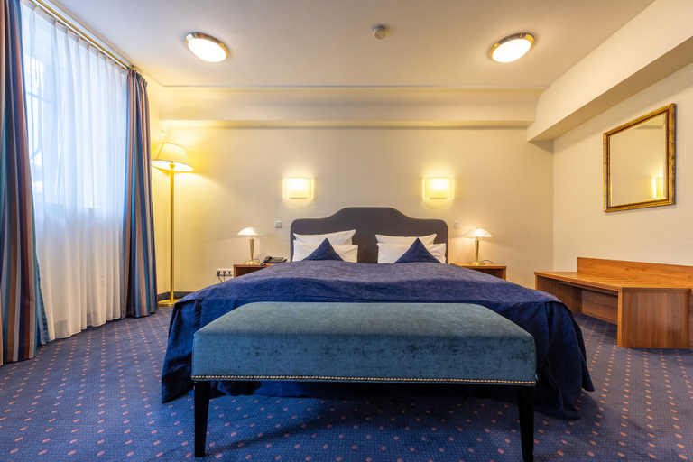 Bedroom 5, TRIP INN Hotel Uebachs, Düsseldorf