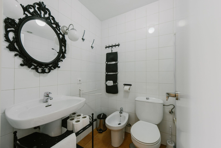 Bathroom 3, Sevilla Apartments Divina 1A, Sevilla