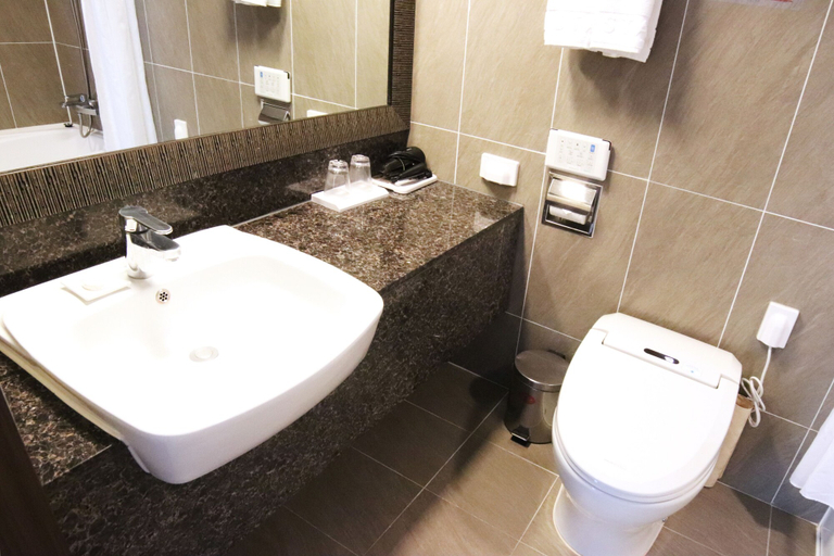 Bathroom 4, Jeju Hotel the M, Seogwipo
