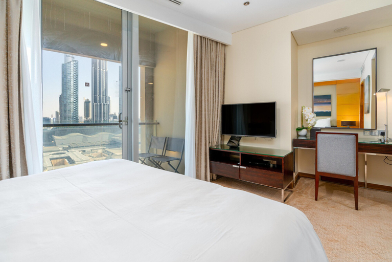 Bedroom 4, SuperHost - Spacious Apartment With Panoramic Skyline Views I Address Dubai Mall, Dubai