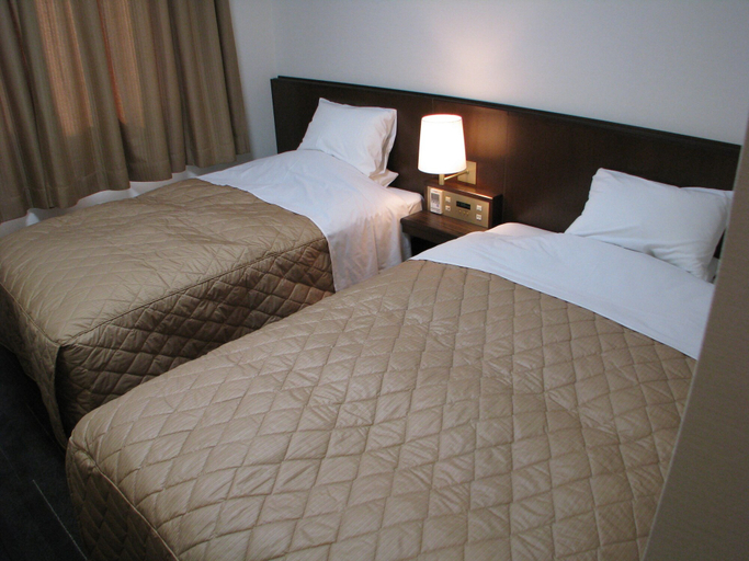 Bedroom 5, Hotel Nami, Kumano