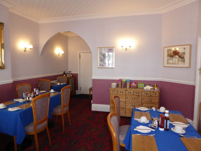 Food & Drinks 5, The Berwick - Over 40's Only, Blackpool